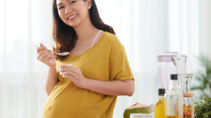 Top 9 loại sinh tố dinh dưỡng cho bà bầu và thai nhi không thể bỏ qua